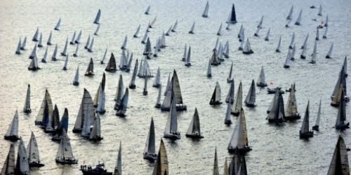 Gargnano: Regate organizzate dal Circolo Vela Gargnano Gargnano: Regate organizzate dal Circolo Vela Gargnano