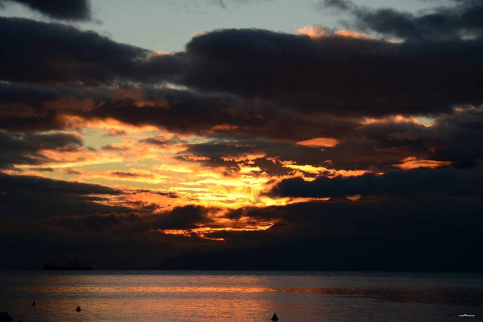 Giro del Lago di Garda seguendo il tramonto Giro del Lago di Garda seguendo il tramonto