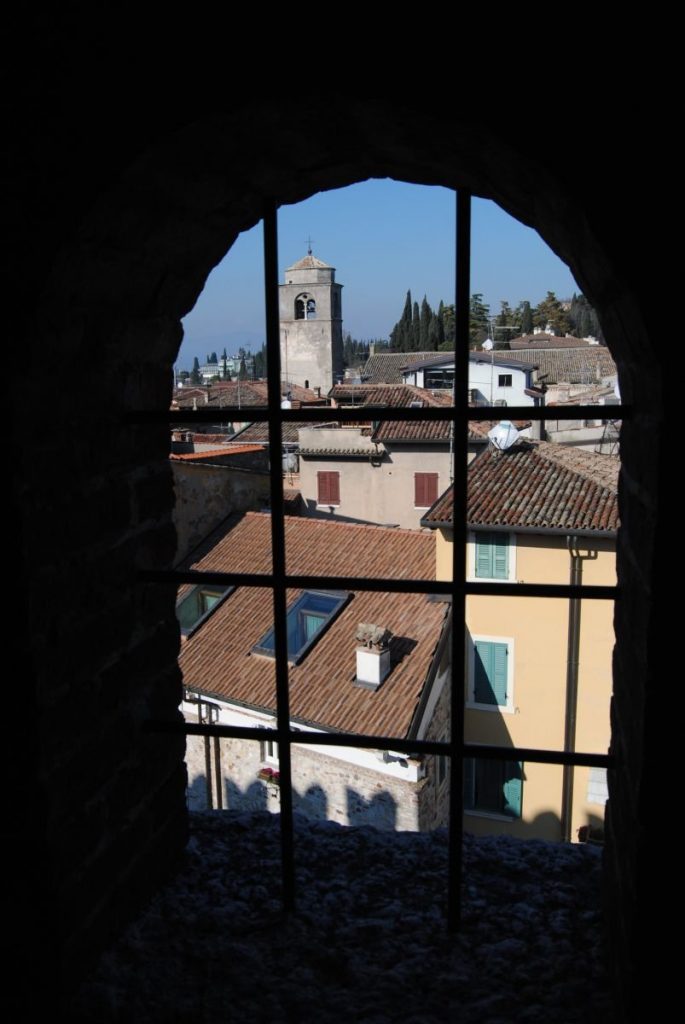 Sirmione - Una gallery dedicata alla Perla del Lago di Garda Sirmione - Una gallery dedicata alla Perla del Lago di Garda