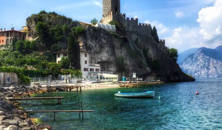 Selezione delle foto di Maggio 2015 postate nel gruppo facebook "noi amiamo il Lago di Garda" Selezione delle foto di Maggio 2015 postate nel gruppo facebook "noi amiamo il Lago di Garda"