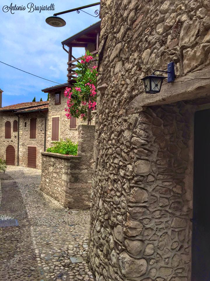 Album fotografico del Lago di Garda nel mese di Luglio Album fotografico del Lago di Garda nel mese di Luglio