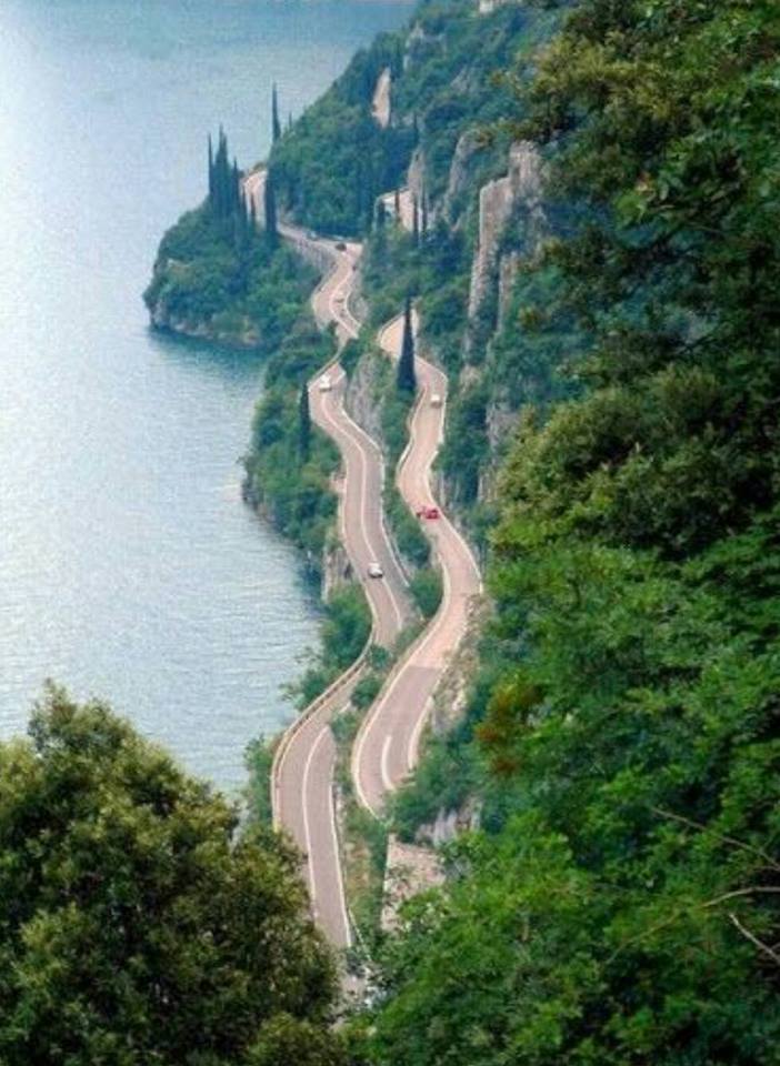 Album fotografico del Lago di Garda nel mese di Luglio Album fotografico del Lago di Garda nel mese di Luglio