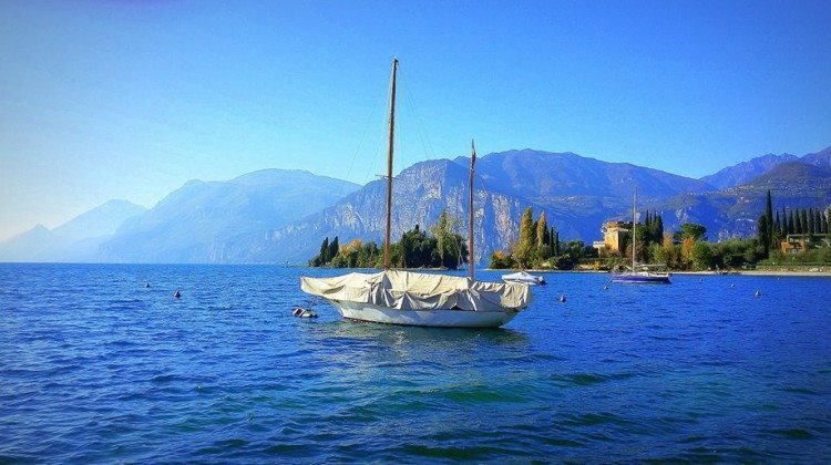 Le foto più belle del Lago di Garda scattate nel mese Novembre Le foto più belle del Lago di Garda scattate nel mese Novembre