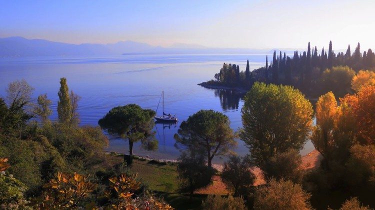 Le foto più belle del Lago di Garda scattate nel mese Novembre Le foto più belle del Lago di Garda scattate nel mese Novembre