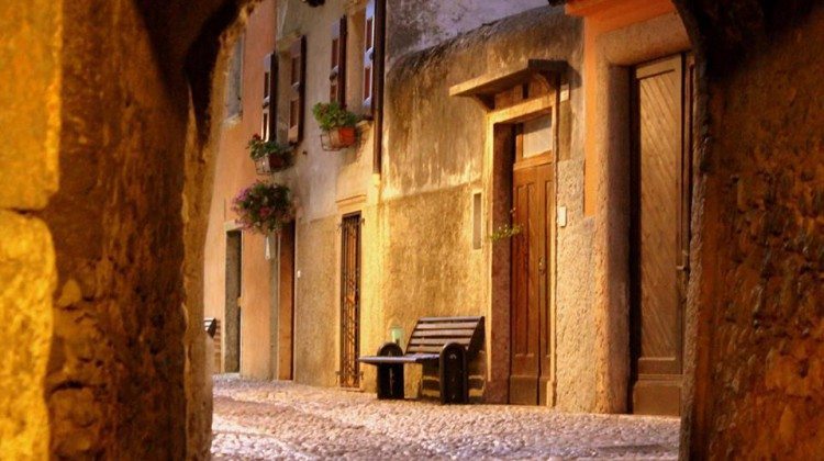 Le foto più belle del Lago di Garda scattate nel mese Novembre Le foto più belle del Lago di Garda scattate nel mese Novembre