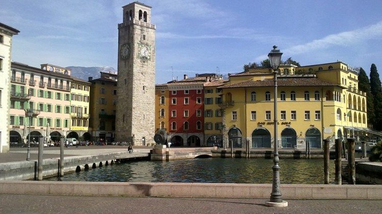 Le foto più belle del Lago di Garda scattate nel mese Novembre Le foto più belle del Lago di Garda scattate nel mese Novembre