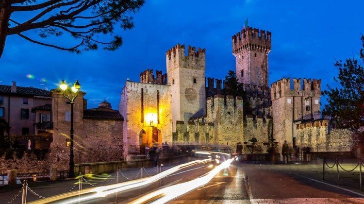 Le foto più belle del Lago di Garda scattate nel mese Novembre Le foto più belle del Lago di Garda scattate nel mese Novembre