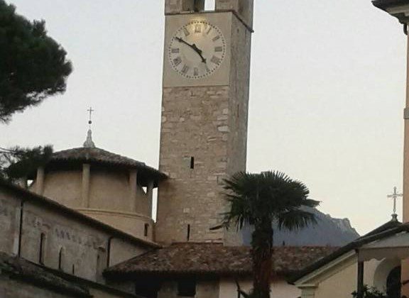Il Lago di garda nel mese di Dicembre visto dagli utenti Facebook Il Lago di garda nel mese di Dicembre visto dagli utenti Facebook