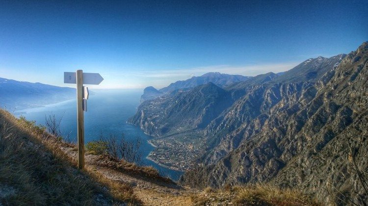 Le fotografie del Lago di Garda postate su Facebook nel mese di Febbraio Le fotografie del Lago di Garda postate su Facebook nel mese di Febbraio