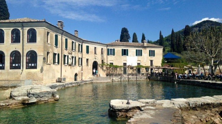 Aprile ... la selezione dal gruppo Facebook noi amiamo il Lago di Garda Aprile ... la selezione dal gruppo Facebook noi amiamo il Lago di Garda