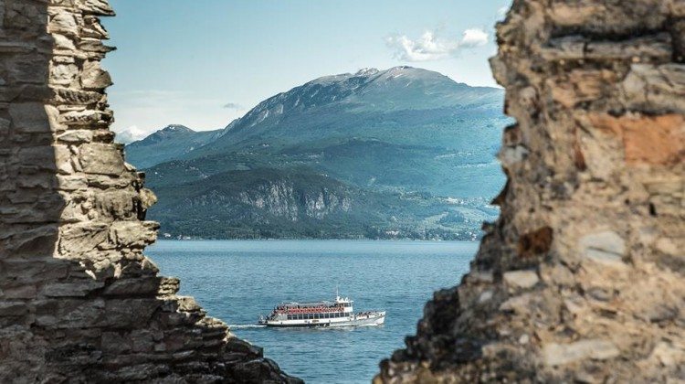 Le fotografie del Lago di Garda viste dagli utenti Facebook Le fotografie del Lago di Garda viste dagli utenti Facebook