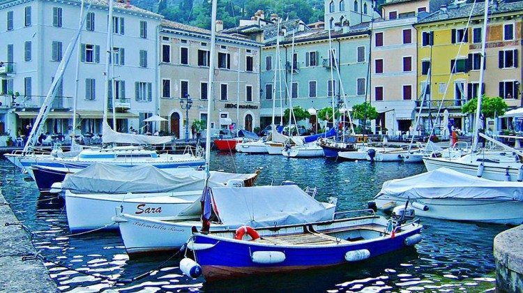 Il Lago di Garda fotografato da chi lo Ama Il Lago di Garda fotografato da chi lo Ama