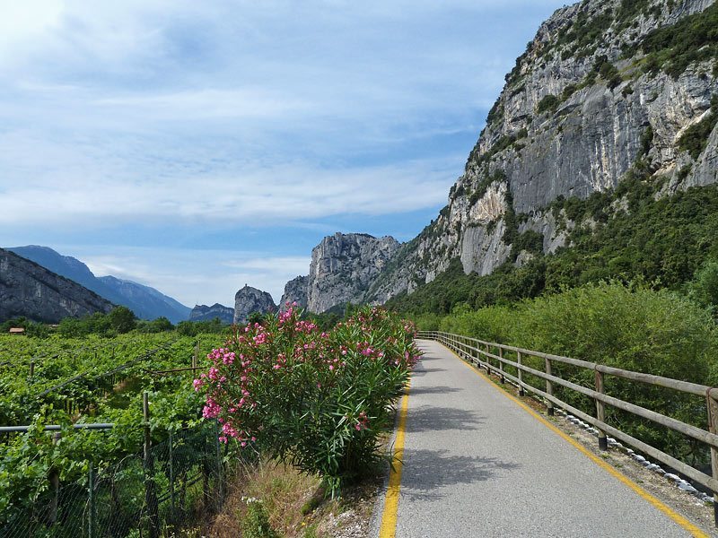 percorsi in bicicletta lago di garda