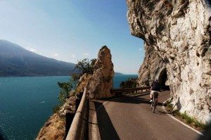 10 percorsi in bicicletta sul Lago di Garda puntata 2 