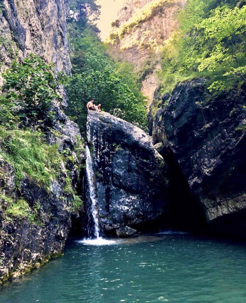 cascata campione del garda