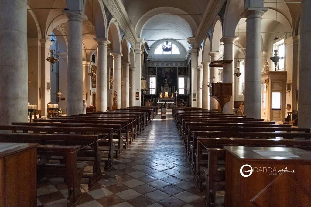 Duomo di Desenzao del Garda