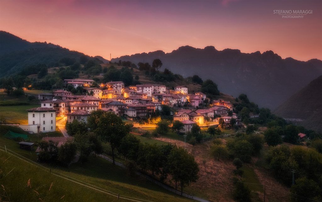 A trip to Val Vestino, between uncontaminated nature and fascinating traditions. 