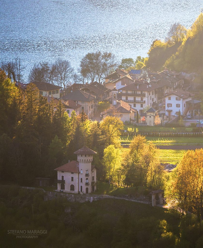 Una vista incantevole sul Lago di Ledro: trekking alla Madonnina di Besta. 