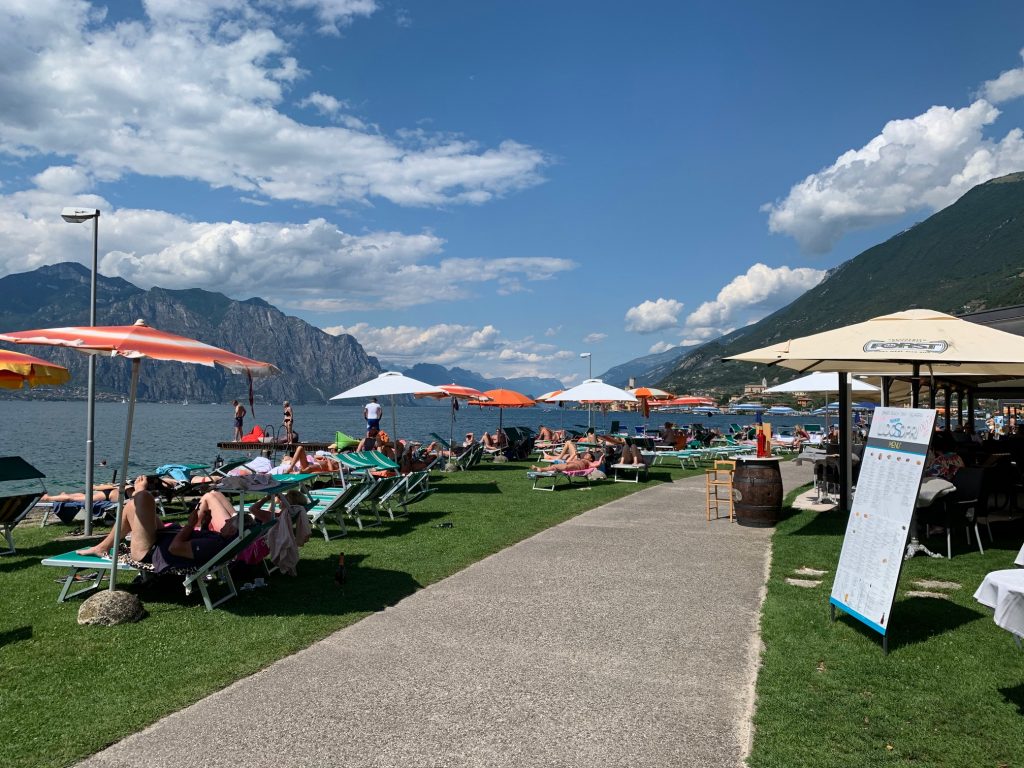 The most beautiful equipped beaches of Lake Garda - Edition 2022. 