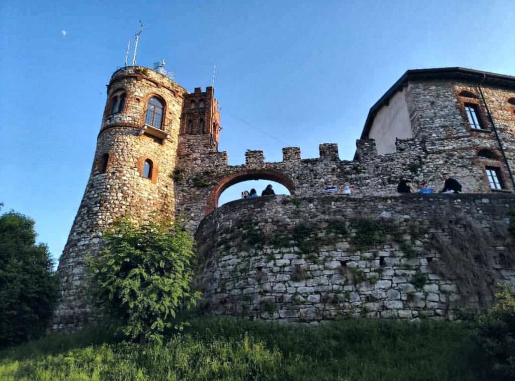 i castelli del lago di garda - castello di desenzano