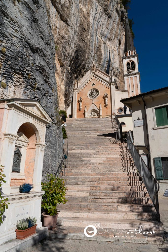 Madonna della Corona. ©️lakegardaphoto