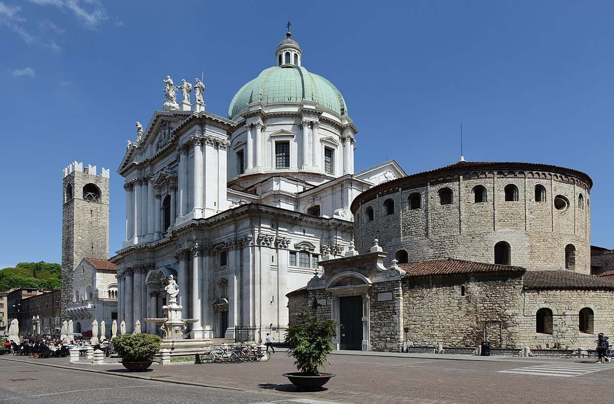 Brescia, a combination of history and modernity: what to do, see and eat. 