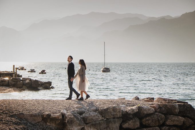 Innamorati sul Lago di Garda. Foto di bottegadelsale.com