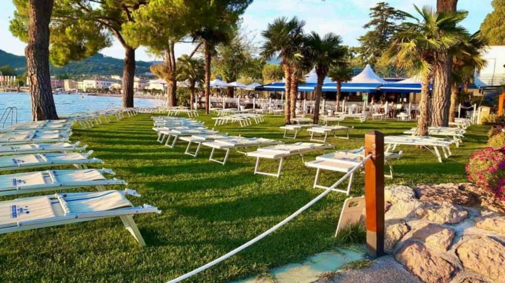 Le più belle spiagge attrezzate del Lago di Garda - Edizione 2022. 