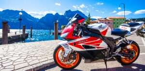 giro in moto sul lago di garda