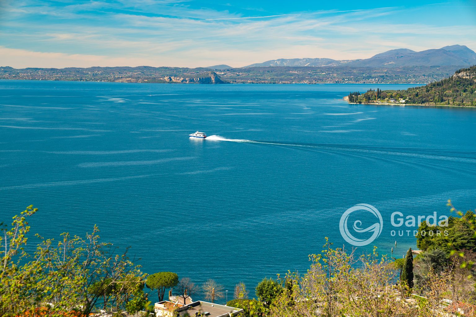 Trekking on Lake Garda: the Rocca di Garda, queen of panoramas